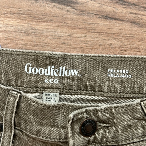Goodfellow Olive Brown Relaxed Fit Total Flex Denim Jeans - Picture 2 of 8